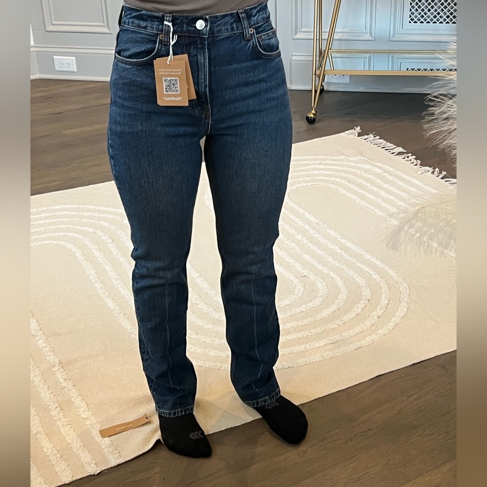 Liza Ilya high rise straight jean
Size 25